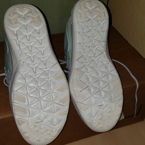 Nike sneakers - Picture 6 of 6